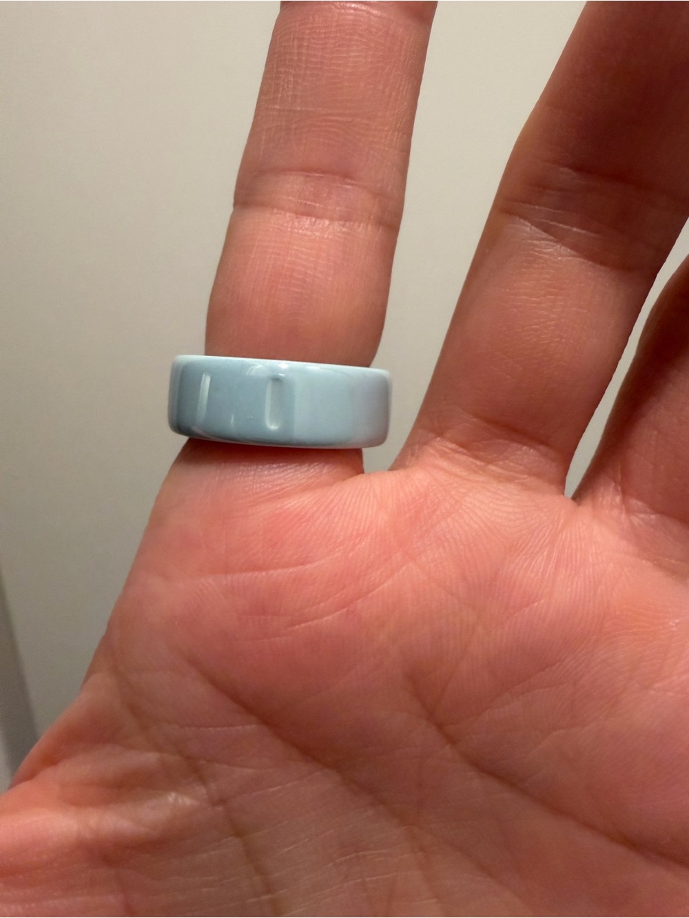 Like New Oura Ring Gen 4 Ceramic Tide Sz 6